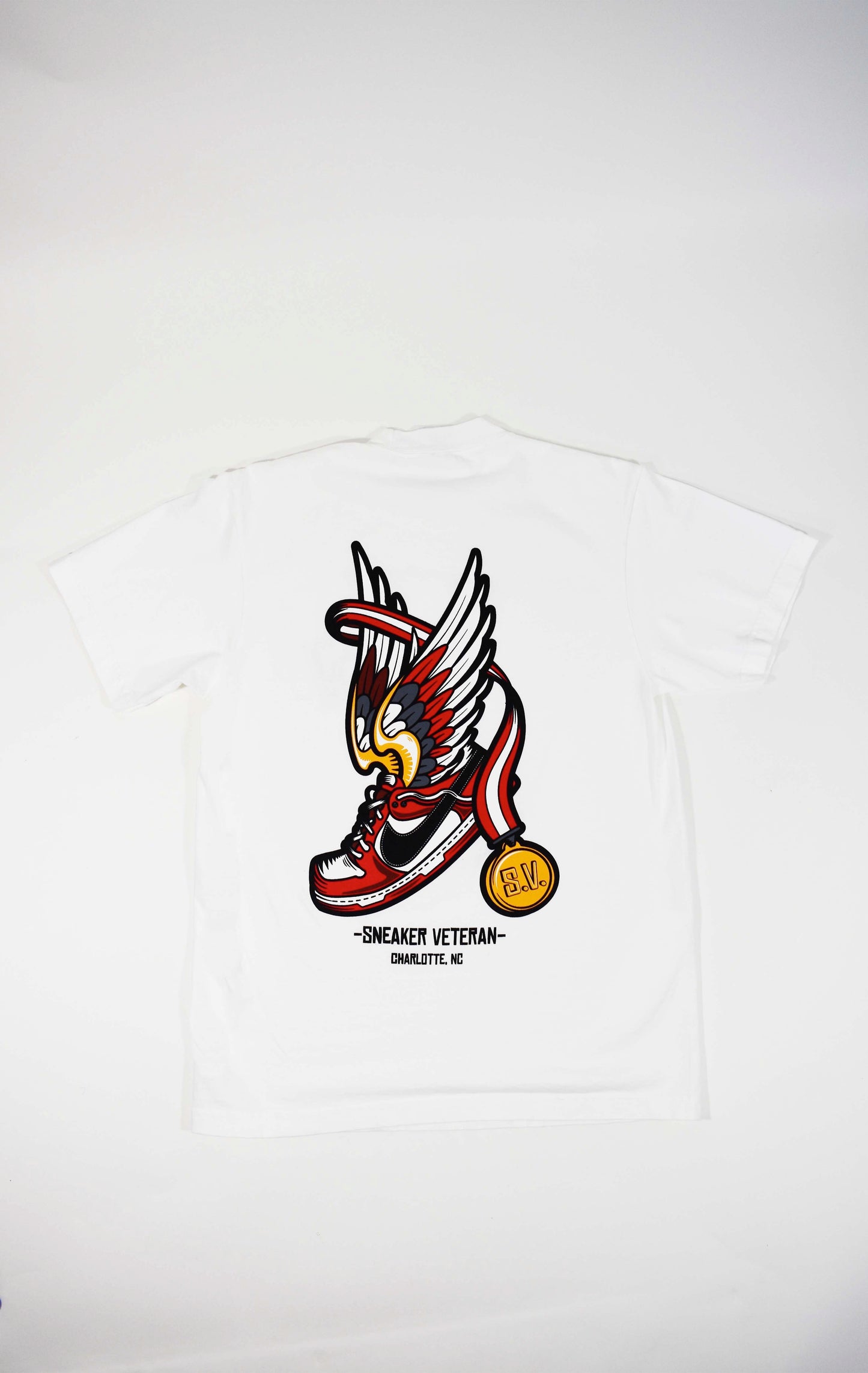 Official Sneaker Veteran Tee (WHITE)