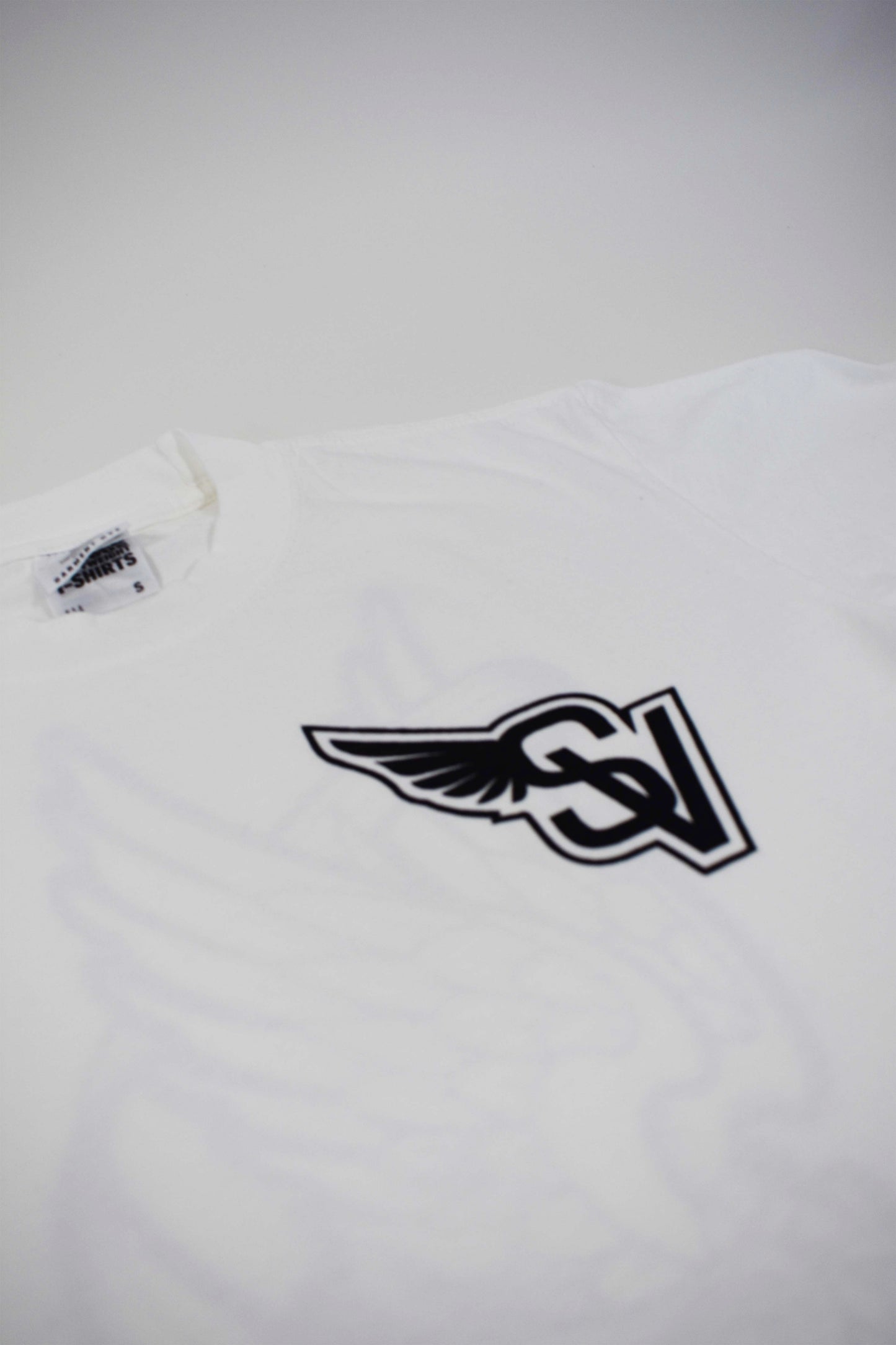 Official Sneaker Veteran Tee (WHITE)